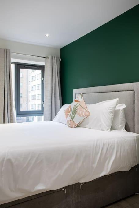 Luxury, Sleeps 6, City Centre Белфаст Екстер'єр фото